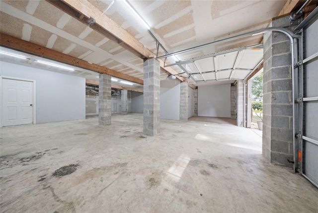 1106 W Forest Avenue, Shoreacres, TX 77571