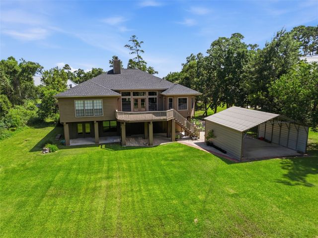 1106 W Forest Avenue, Shoreacres, TX 77571
