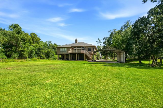 1106 W Forest Avenue, Shoreacres, TX 77571