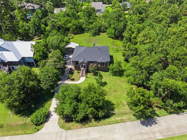 1106 W Forest Avenue, Shoreacres, TX 77571