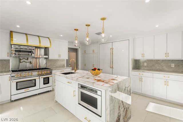 5950 Winding Canyon Drive, Las Vegas, NV 89120