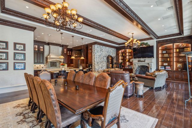 54 Ash Bluff Lane, Dallas, TX 75248
