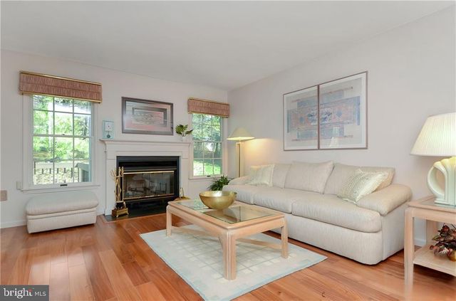 22 BRIARWOOD COURT, Princeton, NJ 08540