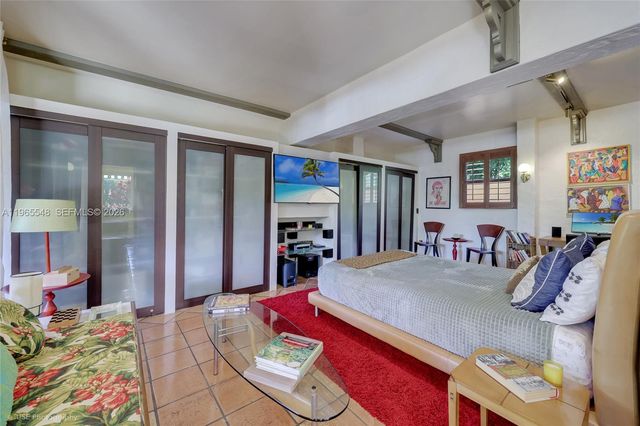 4500 Sheridan Ave, Miami Beach, FL 33140