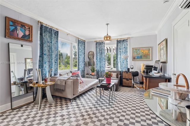 4500 Sheridan Ave, Miami Beach, FL 33140