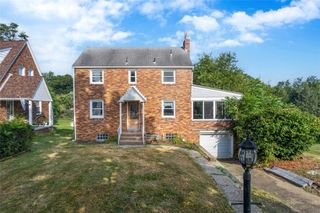 1900 Beechford Avenue, Moon/crescent Twp, PA 15108