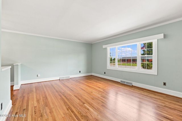 2002 Carey Road, Kinston, NC 28501
