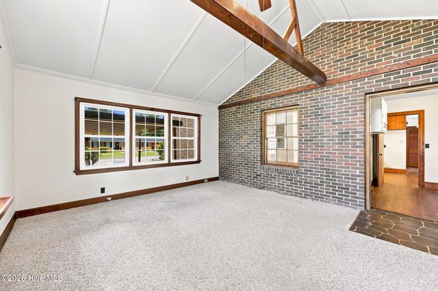 2002 Carey Road, Kinston, NC 28501