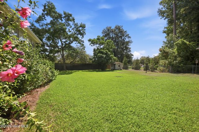 2002 Carey Road, Kinston, NC 28501