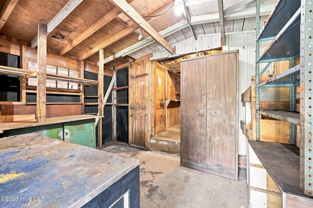2002 Carey Road, Kinston, NC 28501