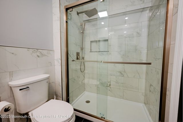 58 Amberly Drive A, Manalapan, NJ 07726