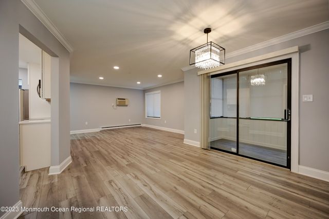 58 Amberly Drive A, Manalapan, NJ 07726