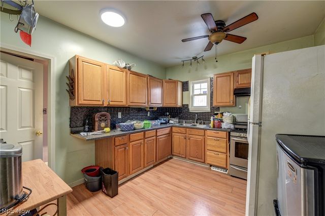 3219 W 43rd Street, Cleveland, OH 44109