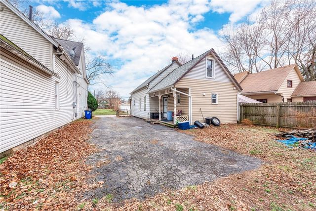 3219 W 43rd Street, Cleveland, OH 44109