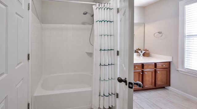 5519 CHAPEL MEADOW CV, Arlington, TN 38002
