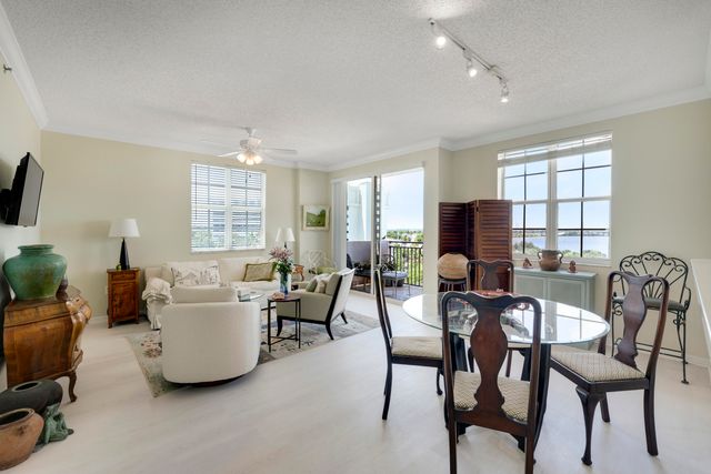 616 Clearwater Park Road 513, West Palm Beach, FL 33401