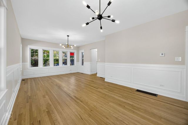 1912 East Avenue, Berwyn, IL 60402