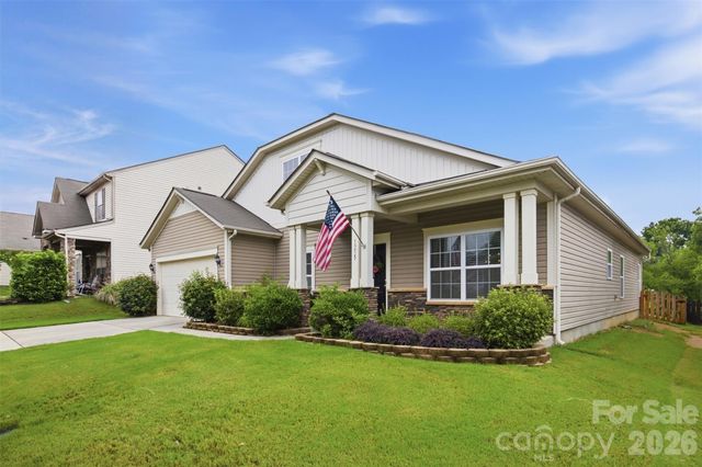 1235 Tranquil Falls Lane, Matthews, NC 28104