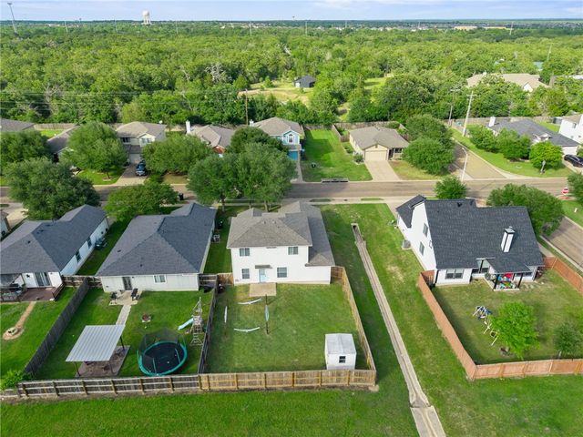15132 Faircrest Drive, College Station, TX 77845