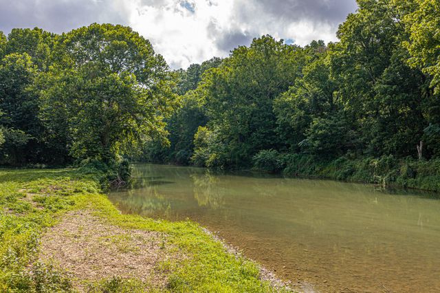 8167 Primm Springs Rd, Primm Springs, TN 38476