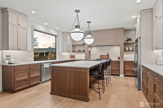 12107 Mundy Loss Road E, Buckley, WA 98321