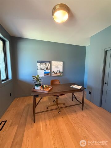 12107 Mundy Loss Road E, Buckley, WA 98321