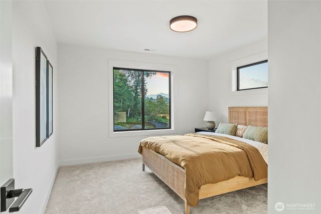 12107 Mundy Loss Road E, Buckley, WA 98321