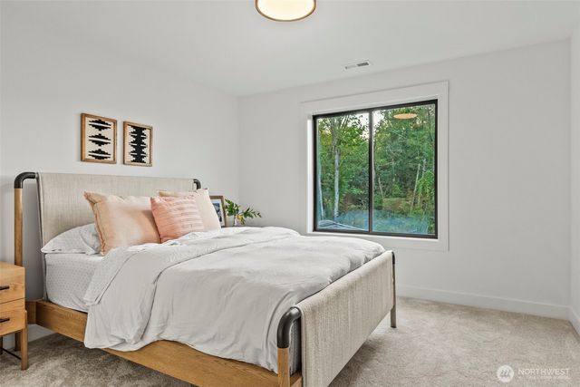 12107 Mundy Loss Road E, Buckley, WA 98321