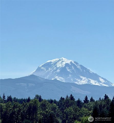 12107 Mundy Loss Road E, Buckley, WA 98321