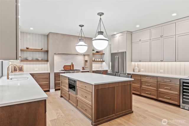 12107 Mundy Loss Road E, Buckley, WA 98321