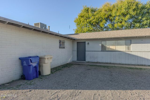 6124 W OREGON Avenue, Glendale, AZ 85301