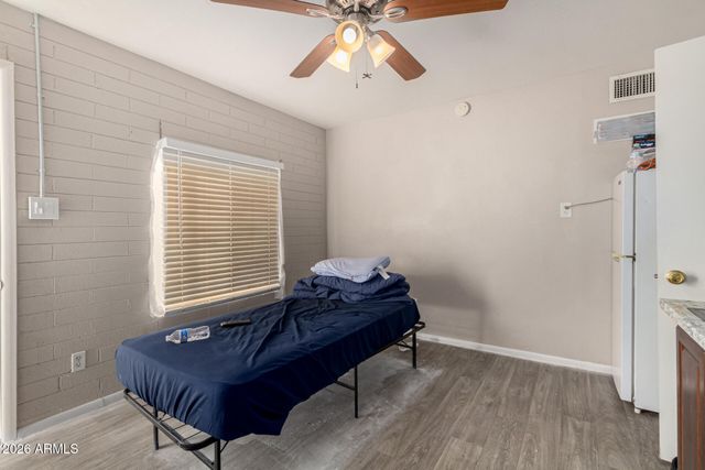 6124 W OREGON Avenue, Glendale, AZ 85301