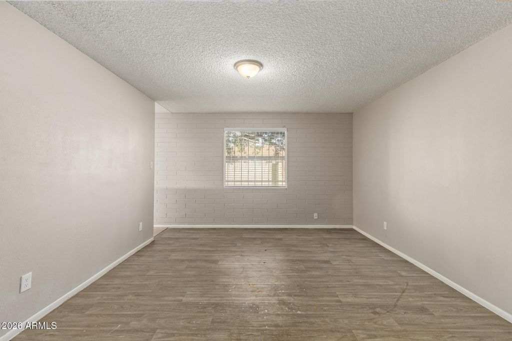 6124 W OREGON Avenue, Glendale, AZ 85301 — photo 3