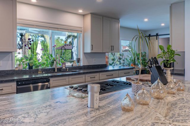 6448 E VOLTAIRE Avenue, Scottsdale, AZ 85254