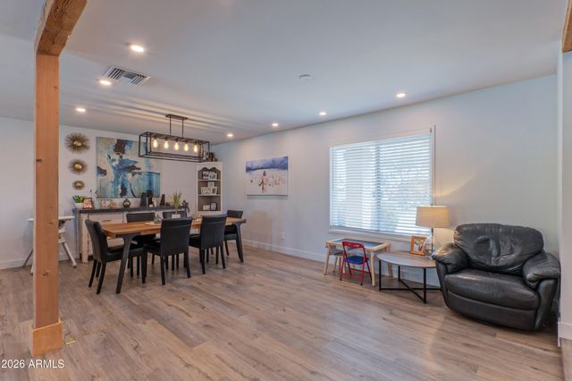 6448 E VOLTAIRE Avenue, Scottsdale, AZ 85254