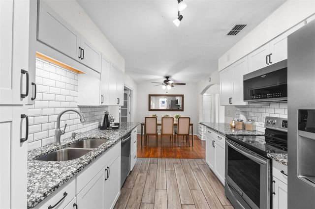 1415 CARLSON DRIVE, Orlando, FL 32804