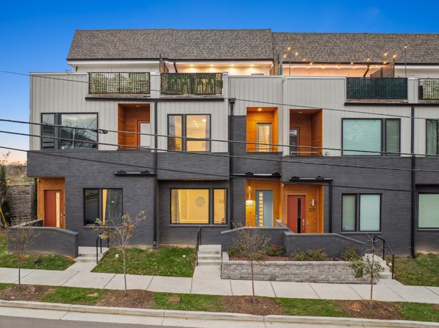 2135 24th Ave, N, Nashville, TN 37208