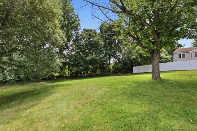 6 Locke Road, Billerica, MA 01821