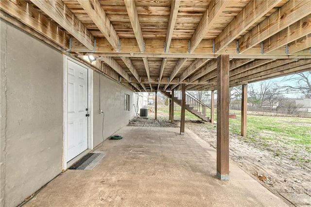 6411 Harvard Avenue, Raytown, MO 64133