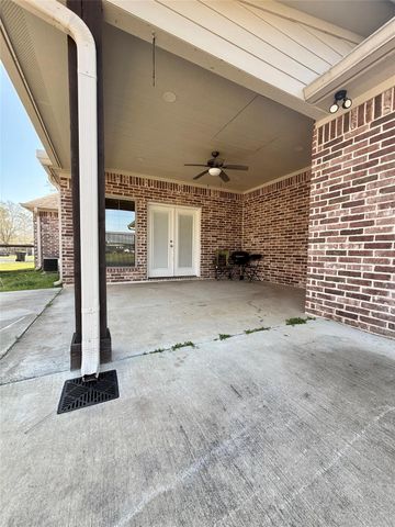 276 Pineburr Street, Vidor, TX 77662