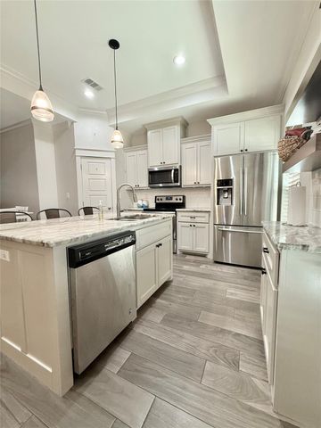 276 Pineburr Street, Vidor, TX 77662