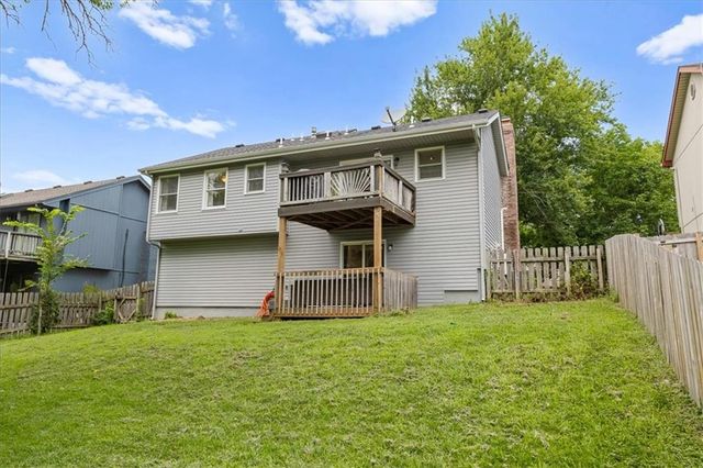 9717 NW 86th Terrace, Kansas City, MO 64153