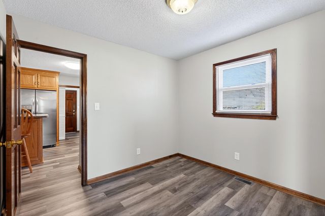 154 Saxon Dr, Gaffney, SC 29341