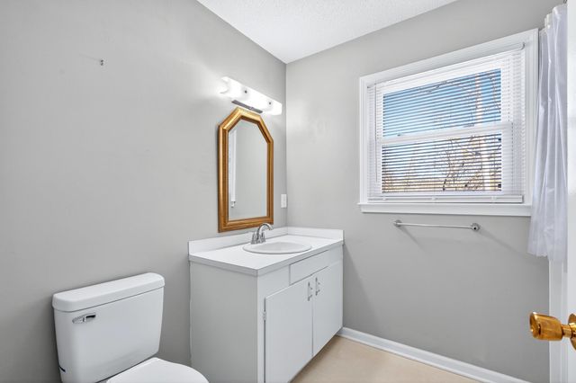 154 Saxon Dr, Gaffney, SC 29341