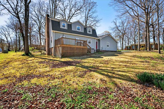 154 Saxon Dr, Gaffney, SC 29341