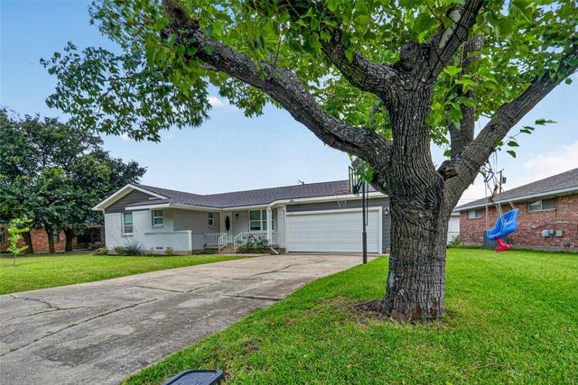 309 Mulberry Street, Ferris, TX 75125