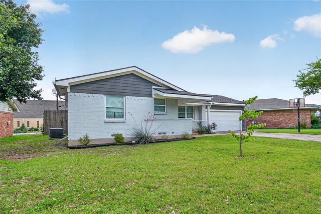 309 Mulberry Street, Ferris, TX 75125