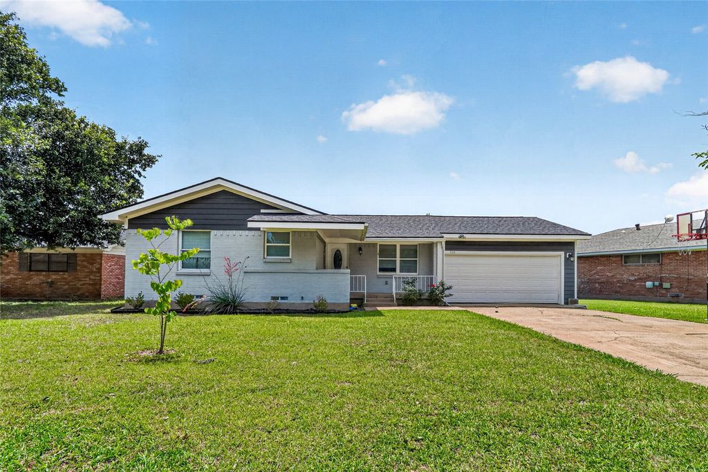 309 Mulberry Street, Ferris, TX 75125