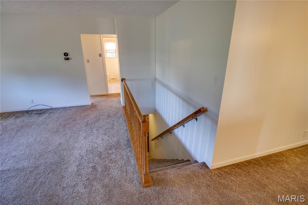 Image 39 of property listing at 3619 W Delmar Avenue, Godfrey, IL 62035