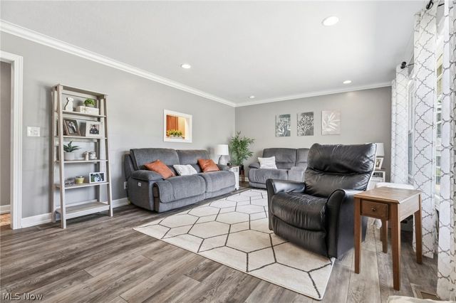 10930 Heltman Avenue NE, Alliance, OH 44601